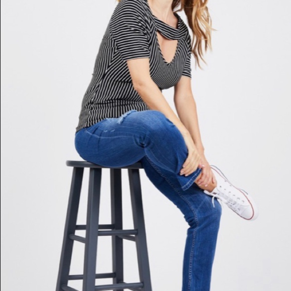 Summer&Sage cutout top